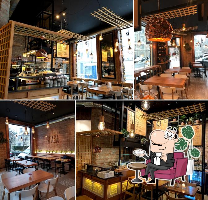 De La Casa Pasta & Wine Bar