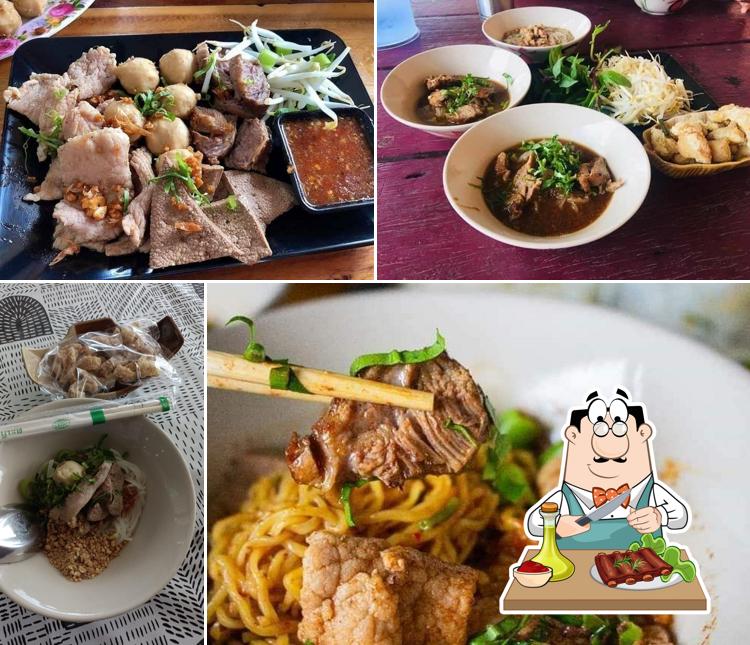 ก๋วยเตี๋ยวเรือถูกปาก สาขาบึงสามพัน