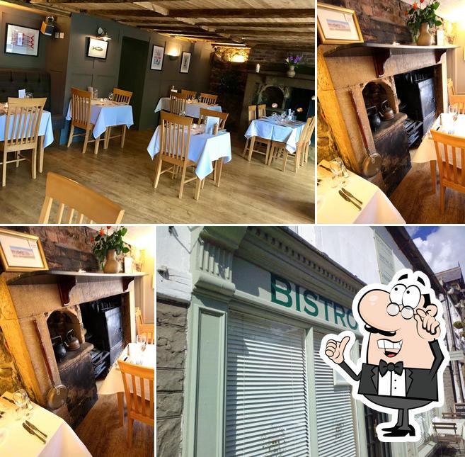 Bistro 23