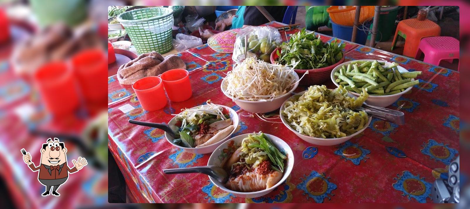 ขนมจีนแม่มณี ตลาดโพธาราม