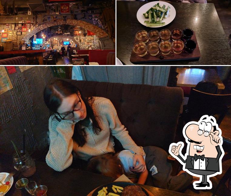 Посмотрите на внутренний интерьер "Разведки"