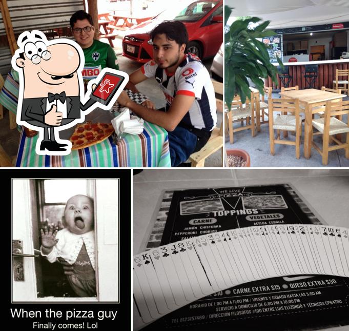 WE LOVE PIZZA