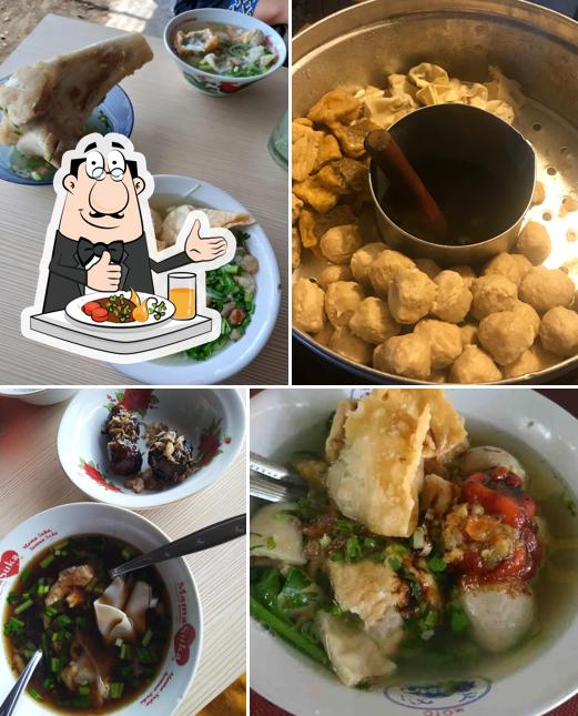 SARJANA BAKSO