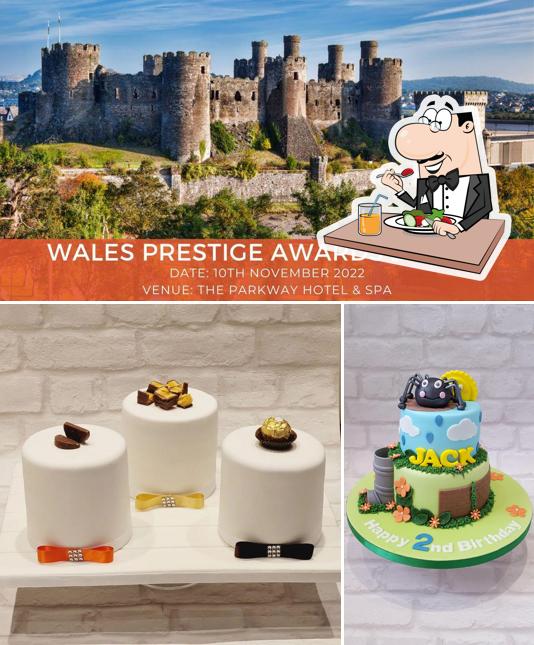 Посмотрите на этот снимок, где видны еда и внешнее оформление в Jammy Jam Cakes