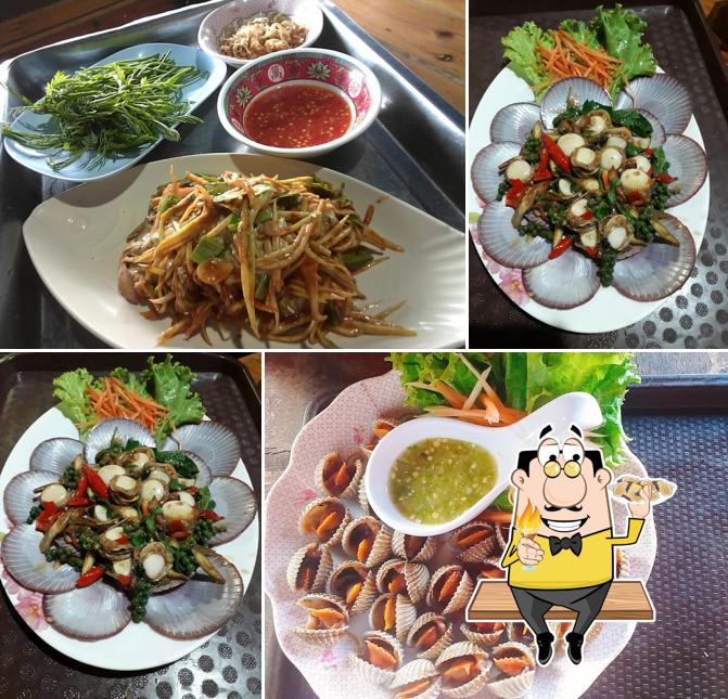 Khrua Plai Le
