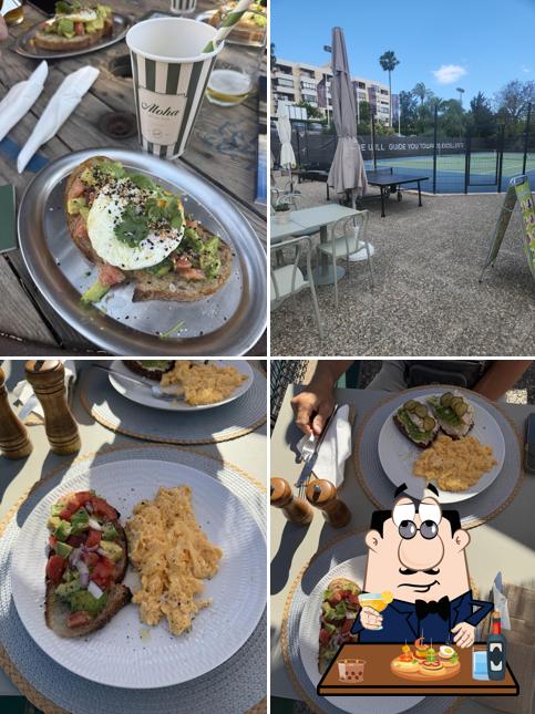 Aloha Racquet Club