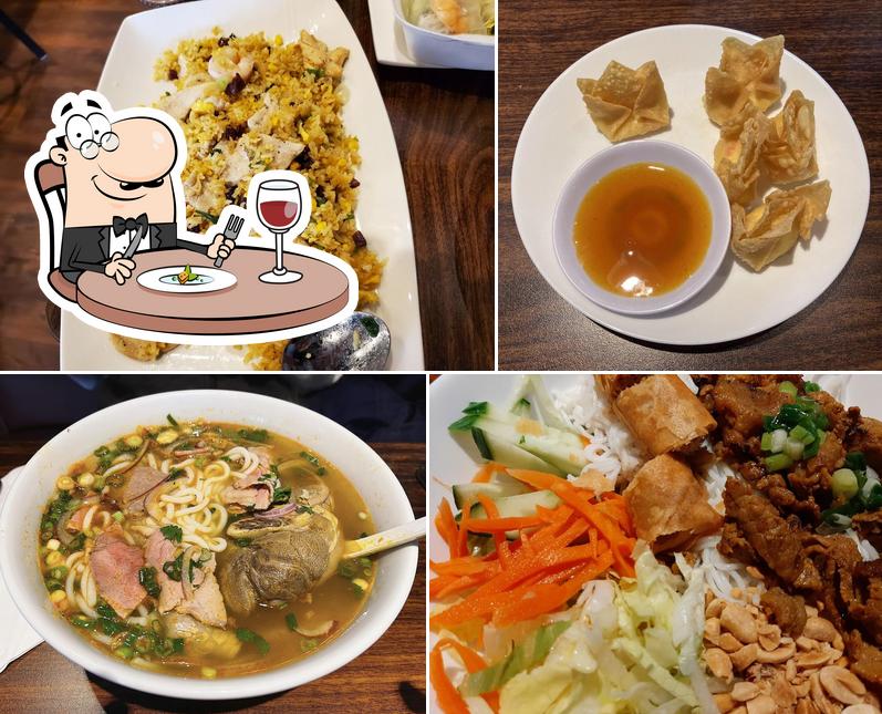 Pho L'Amour Cafe