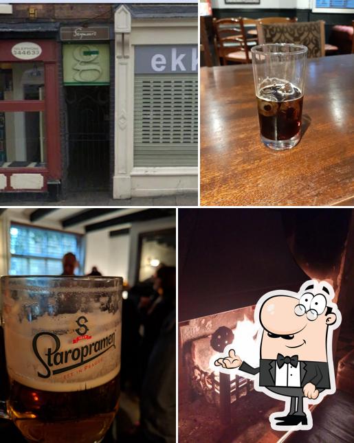 Seymours Bar