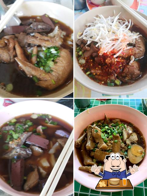 ก๋วยจั๊บน้ำน้อย