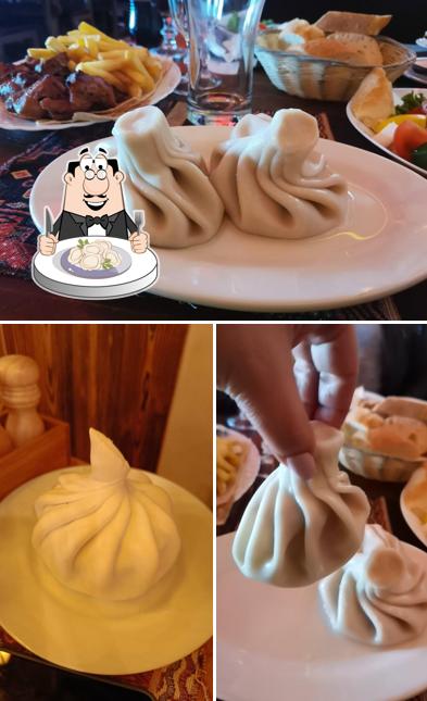 Вареники в "Хинкальной"