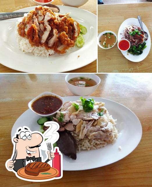 ข้าวมันไก่ ข้าวขาหมู