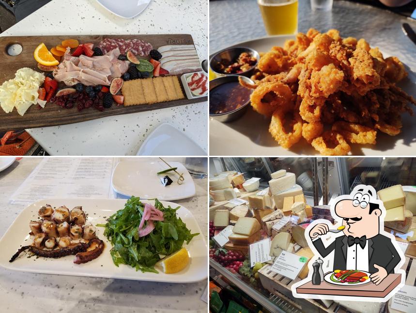 Astoria Cafe & Market