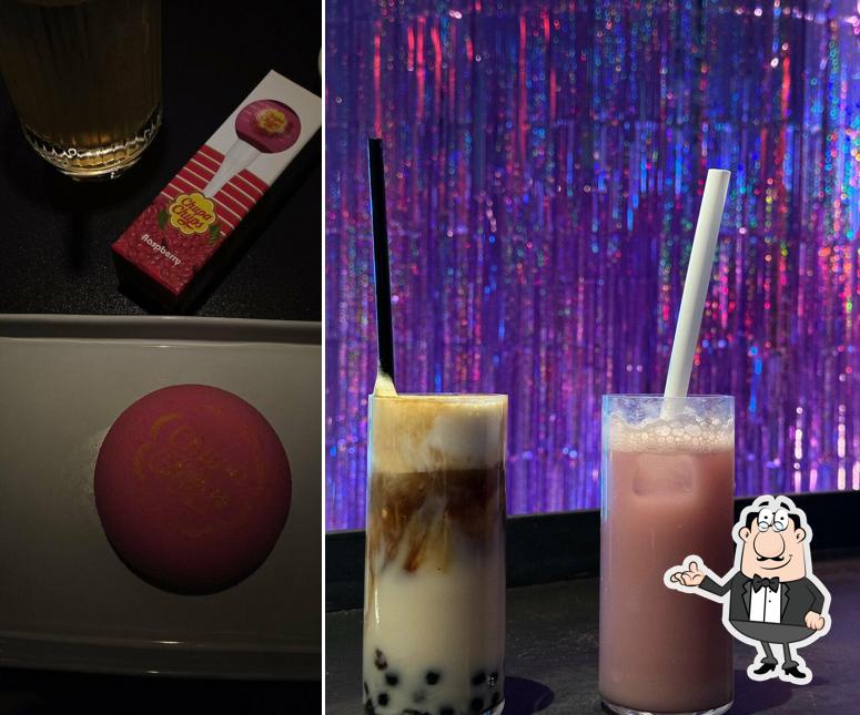 Посмотрите на внутренний интерьер "Kook"