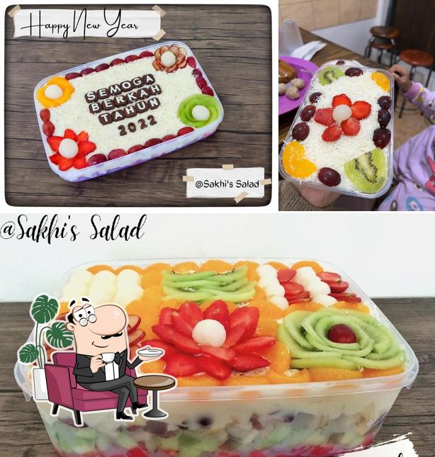 SAKHIS SALAD 2