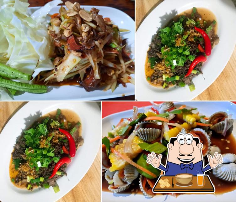 ร้านลุงสอนลาบขม