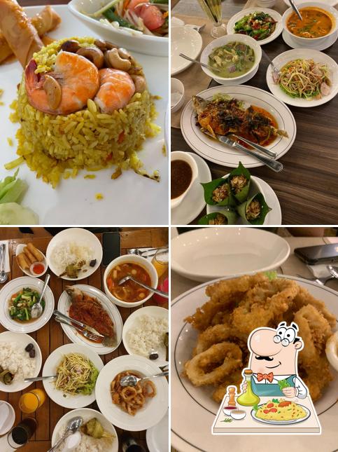 NAARA THAI Cuisine