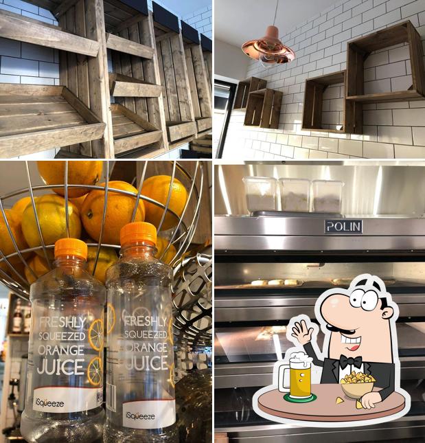 The Italian Bakery & Pizzeria Wareham
