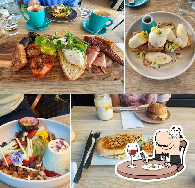 Blondie's Kafe
