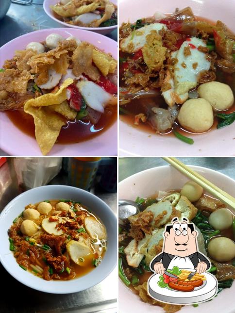 Yentafo (delicious flavor) Noodle Shop, Loei Town