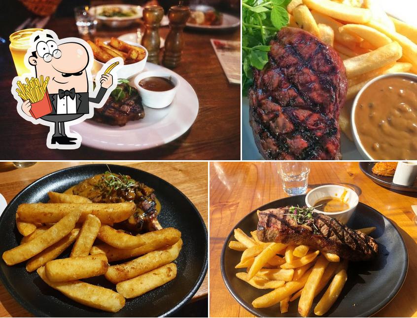 Blaxland Inn