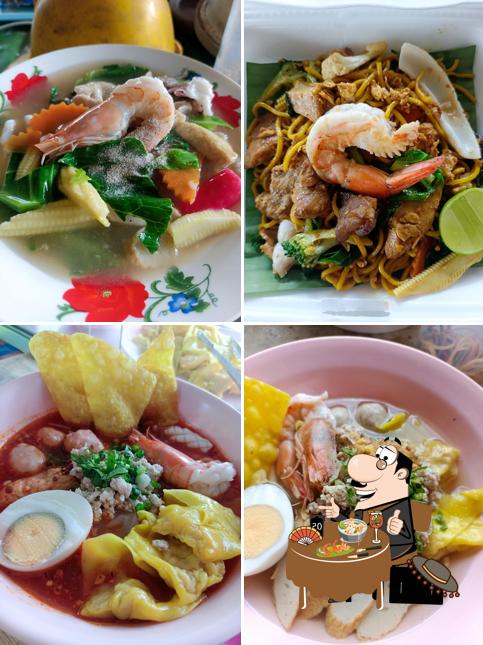 ก๋วยเตี๋ยว ต้มยำคุณแนน