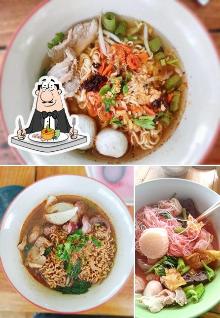 ร้านก๋วยเตี๋ยวโอ่ง