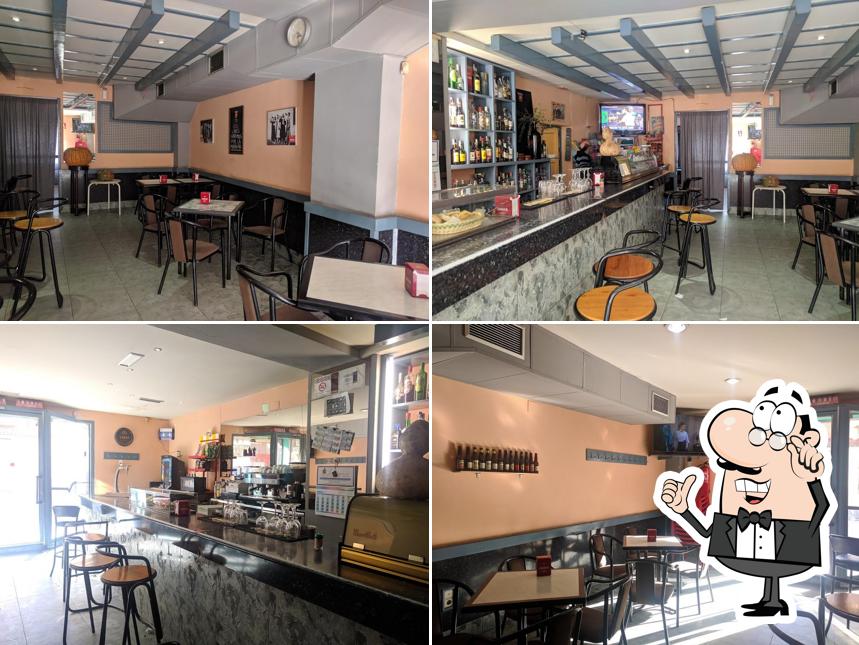 Arturo's Bar