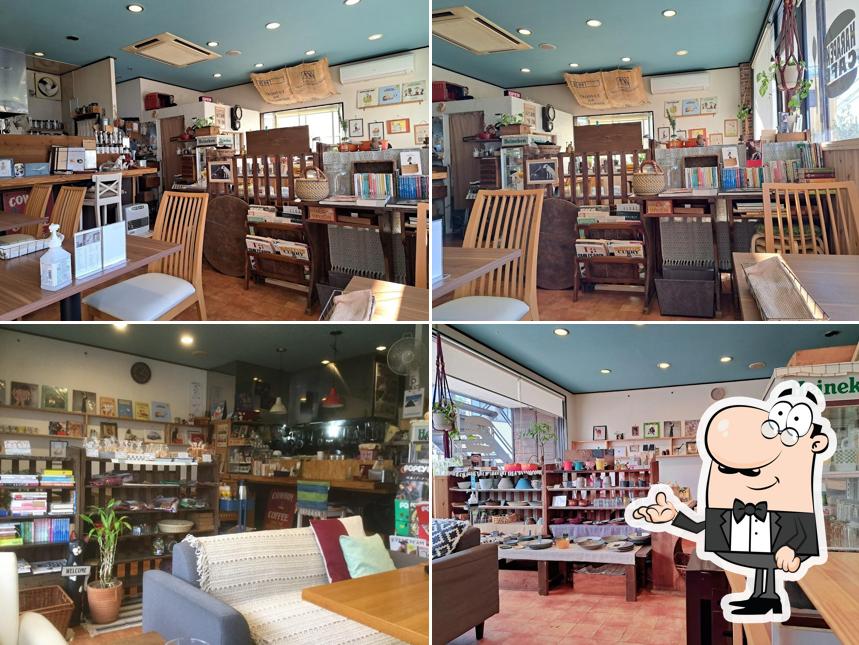 Harapeko Cafe