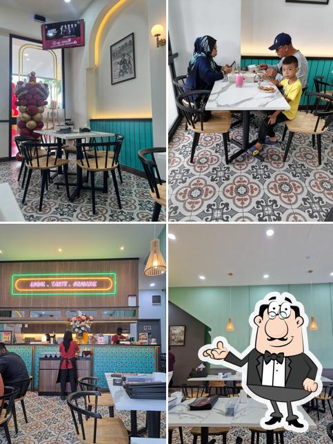 9 Kopitiam (Silk Residence)