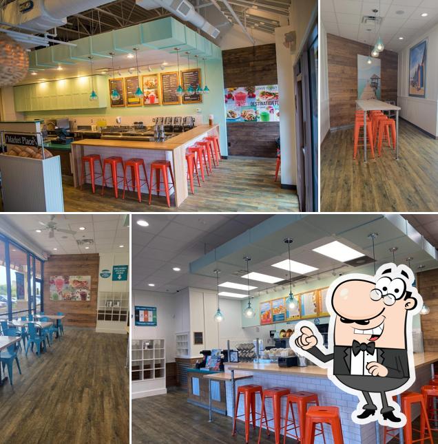 Tropical Smoothie Cafe