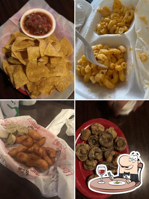 Lancaster's BBQ & Wings