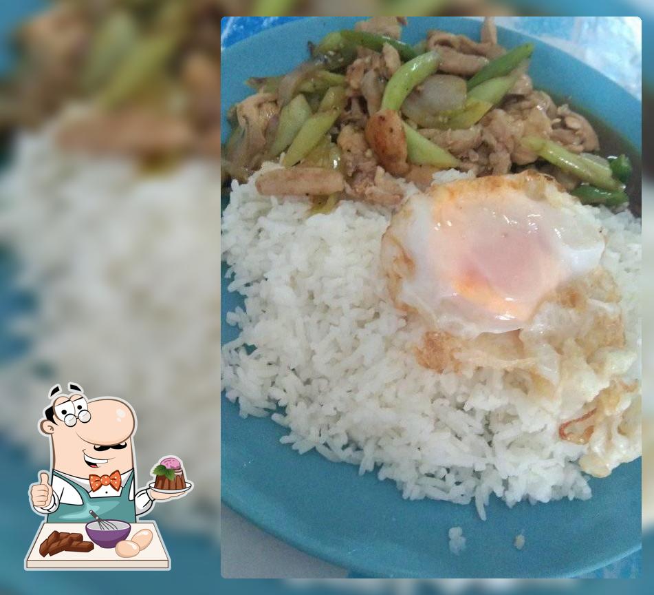 ร้านตามสั่งคุณป้าslowlifeให้เยอะมากแต่ความเร็วดุจหอยทากเมารถแวะฮากข้างทาง