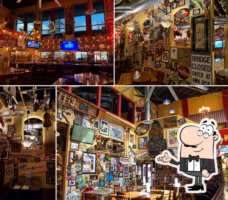 Pinocchio's Bar & Grill