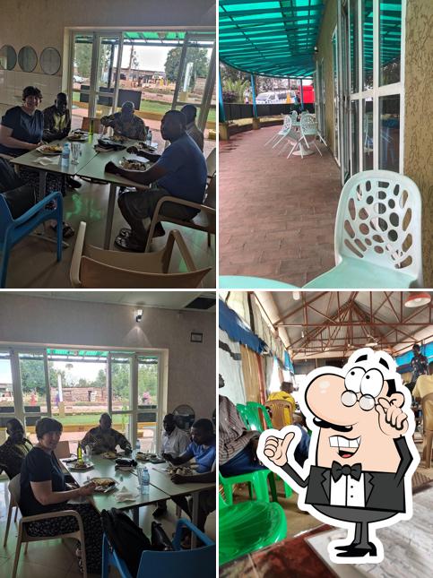 Murchison falls cafe