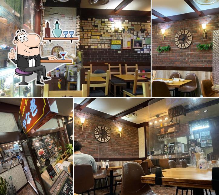 RESTAURANT YANAGI