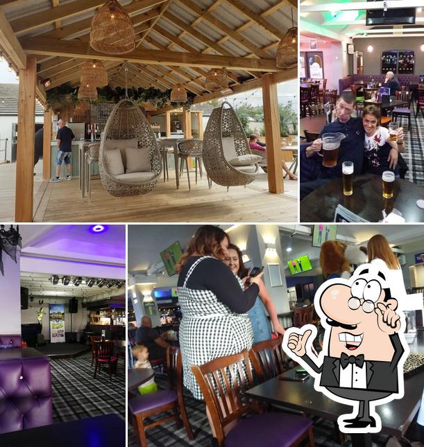 Jake's Family Restaurant & Bar