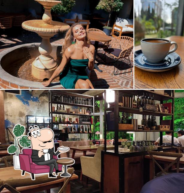 Интерьер "Руставели - грузинского ресторана"