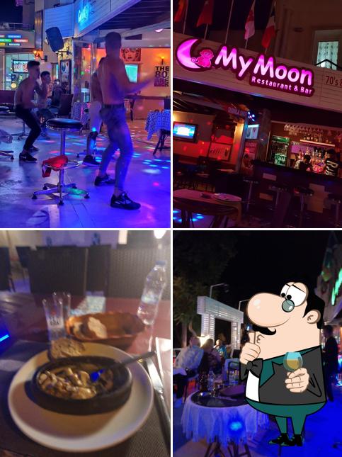 My Moon bar and restaurant