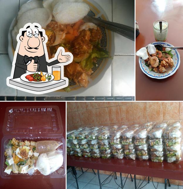 Rujak Cingur Bu Bambang