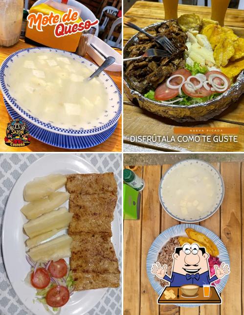 Sazón Pollo Arabe al Carbón Rionegro