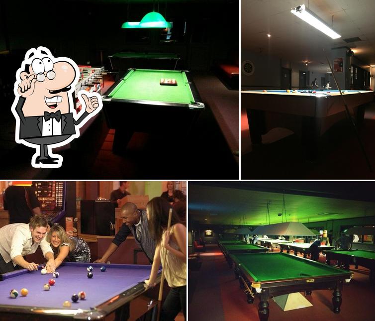 Rileys Sports Bar