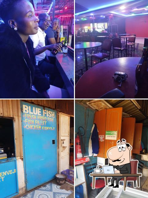 Musketeers Bar And Grill