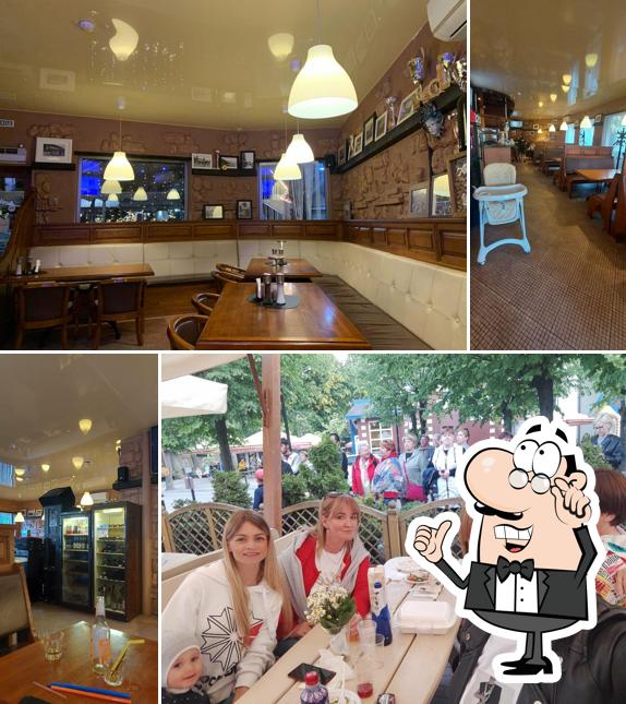 Посмотрите на внутренний интерьер "Дли друзей"