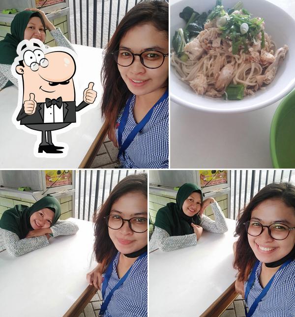 Mie Pangsit AwanK