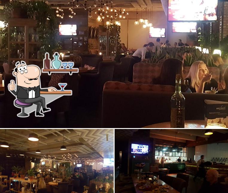 Забронируйте столик в "Бочкарях"