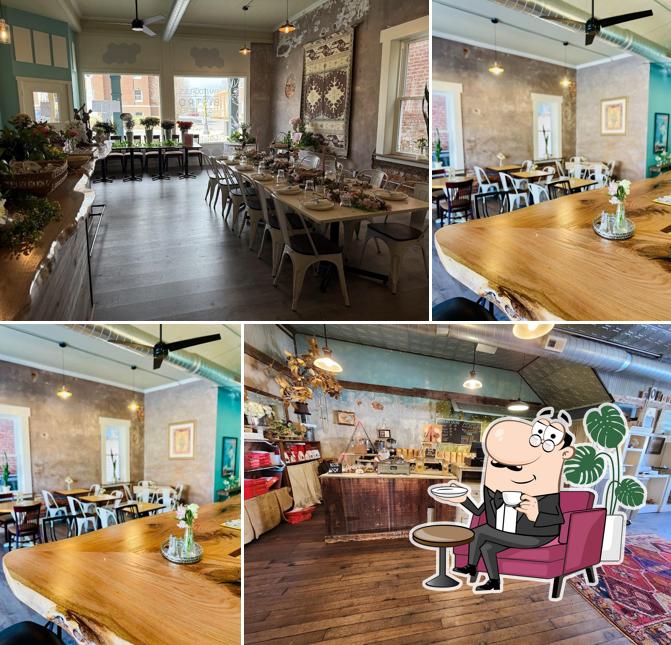 Pantoufle's Bistro