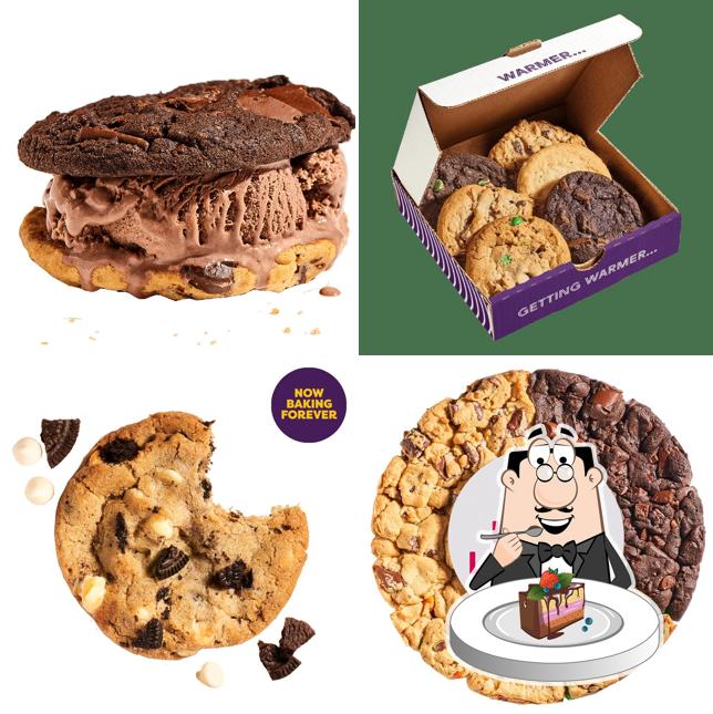 Insomnia Cookies