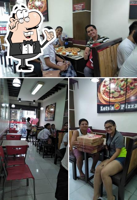 Lots 'A Pizza Bauan