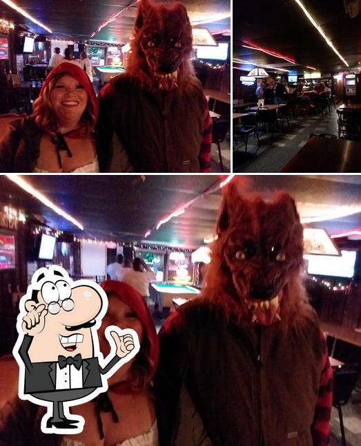 Mike's Lounge