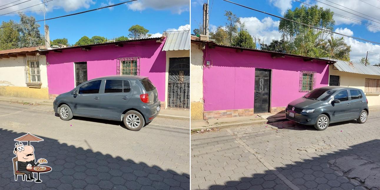 Mamá Neca Antojitos Mexicanos